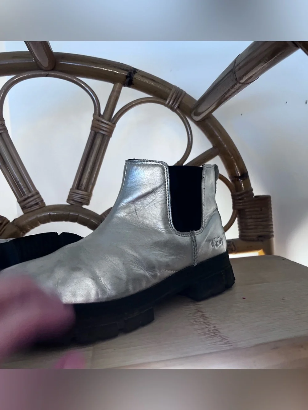 UGG Little Girls' Ashton Chelsea Boots Silver Metallic